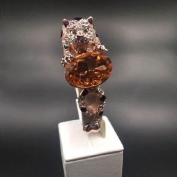 Panther 🐆 bangle - Picture 2 of 6